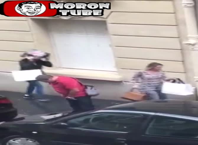 Video :This supporter commits an uncivil act and he pays for it immediately